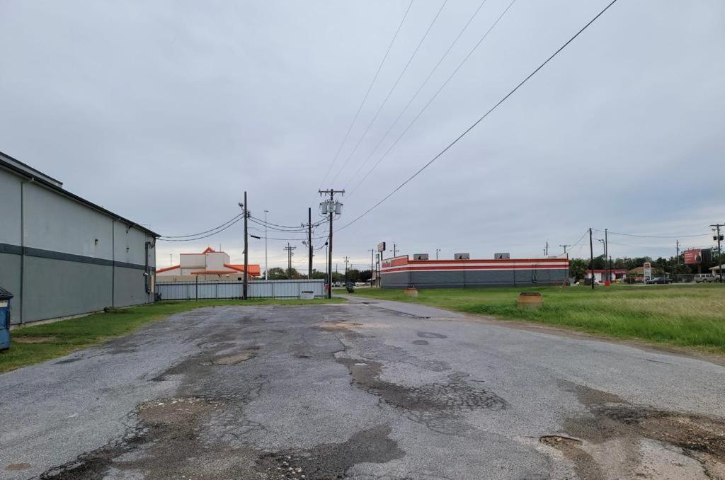 Texas Inn And Suites Raymondville Luaran gambar